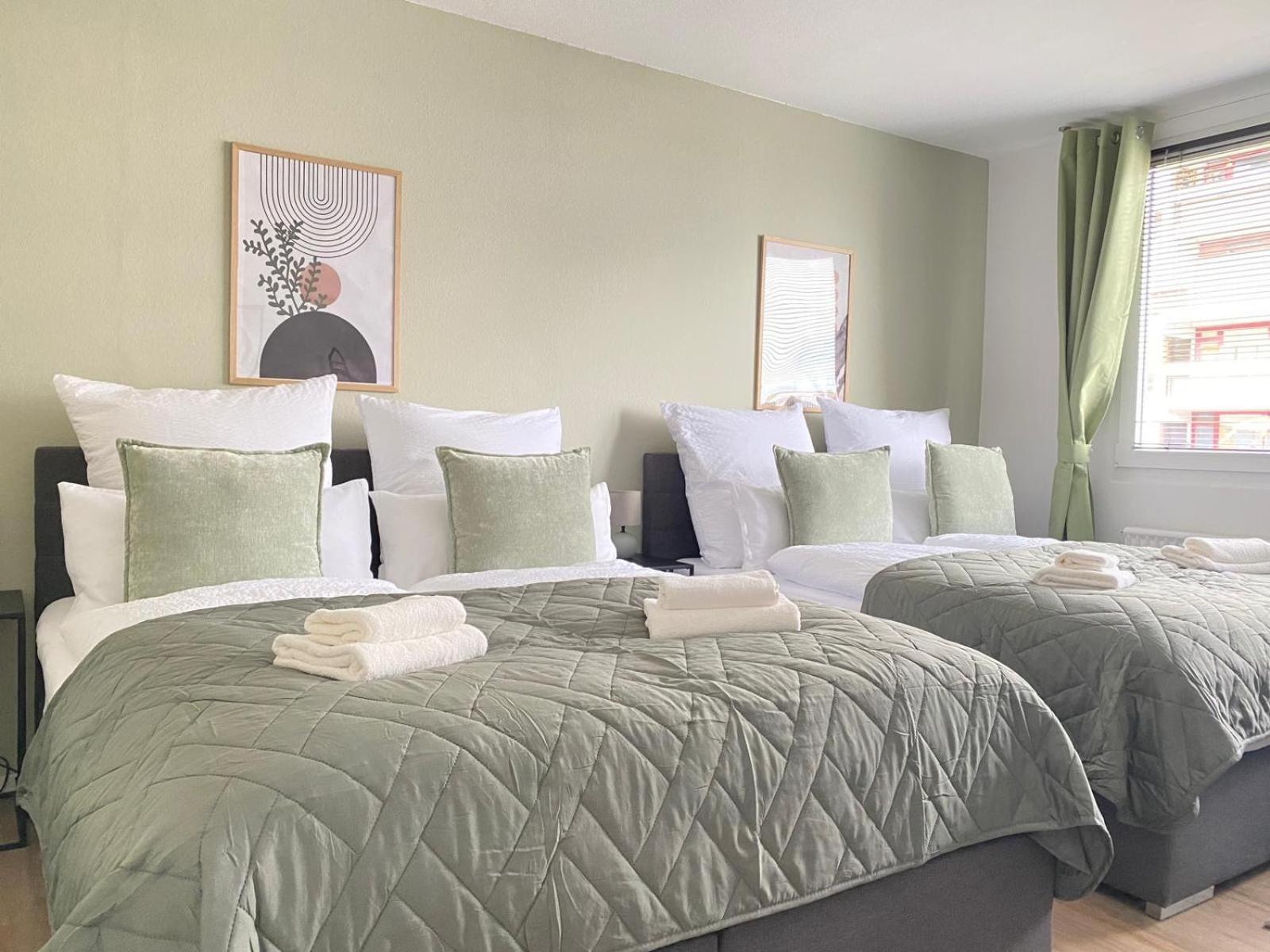 Apartment Comfortable 3 I 81 M2 I L Self-check-in I Wifi & Netflix Hannover