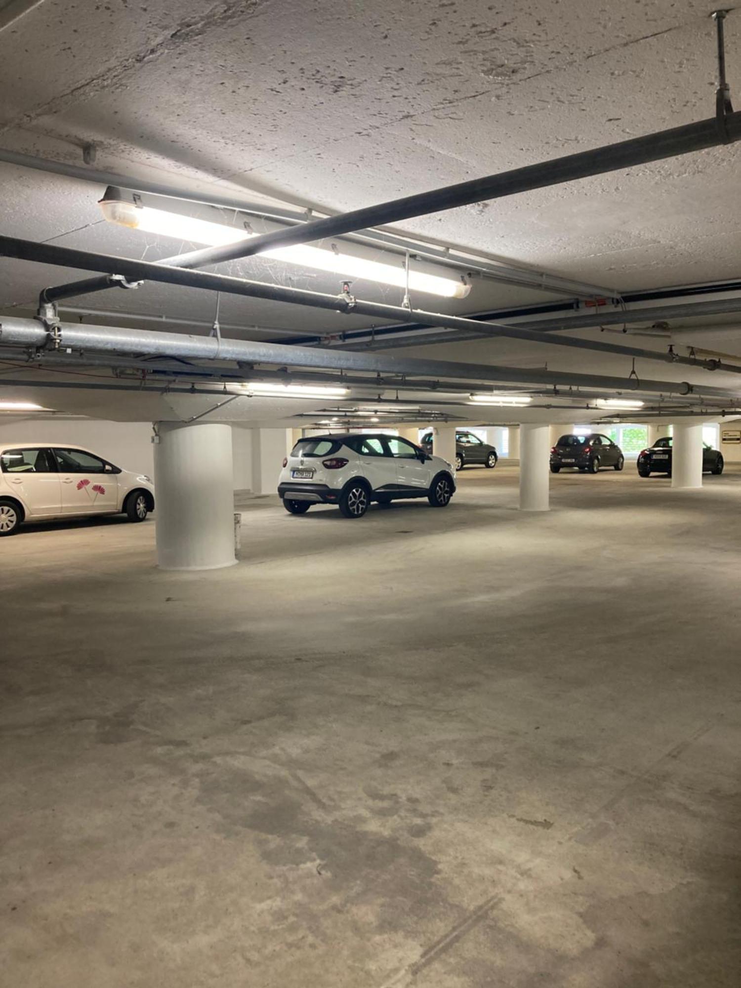 Apartment Comfortable 3 I 81 M2 I L Self-check-in I Wifi & Netflix *